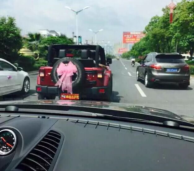 通豪車載觸摸顯示屏