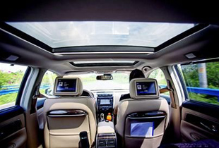 車(chē)載頭枕類(lèi)觸摸屏案例