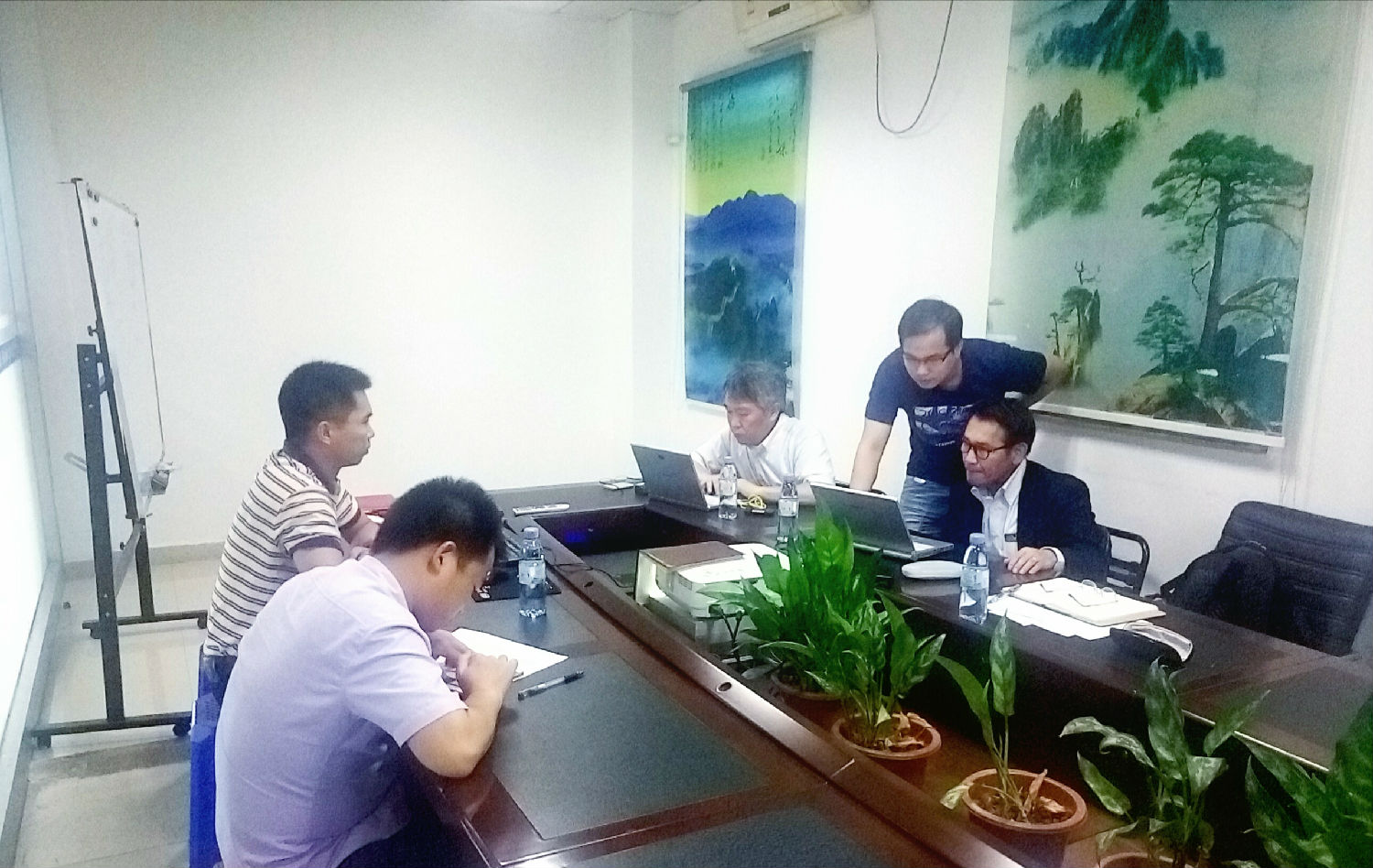 觸摸顯示屏廠家